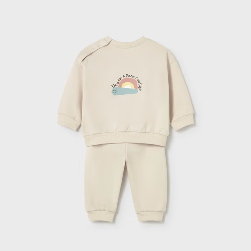 d1a27350e0a91eddd0d2231a31ba89b4