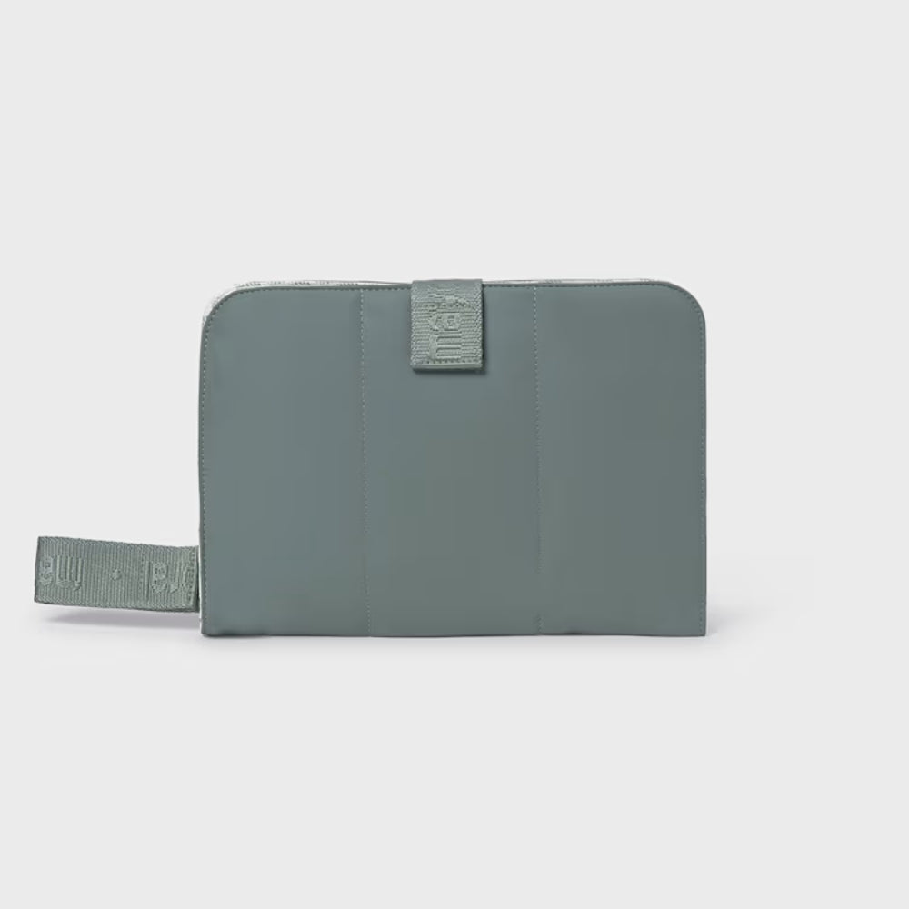 b40a9dcc710c0343d2cacb42463fb273