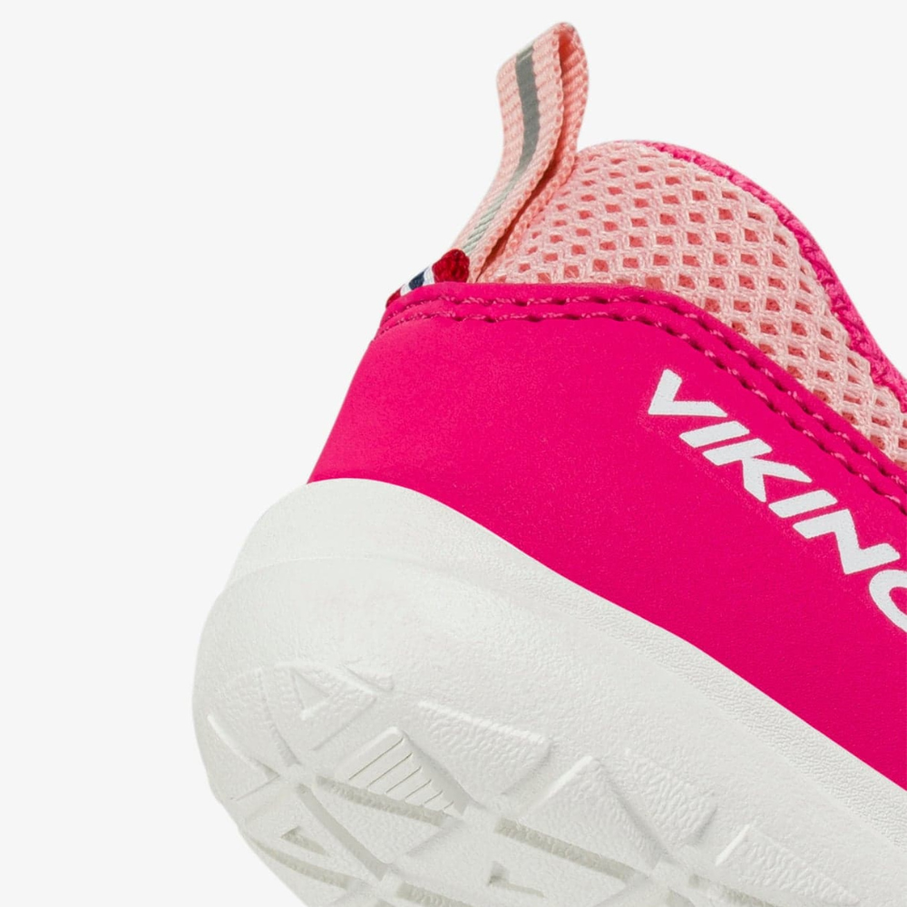 9cdb7d85eaa5651862197bae7b53d53c